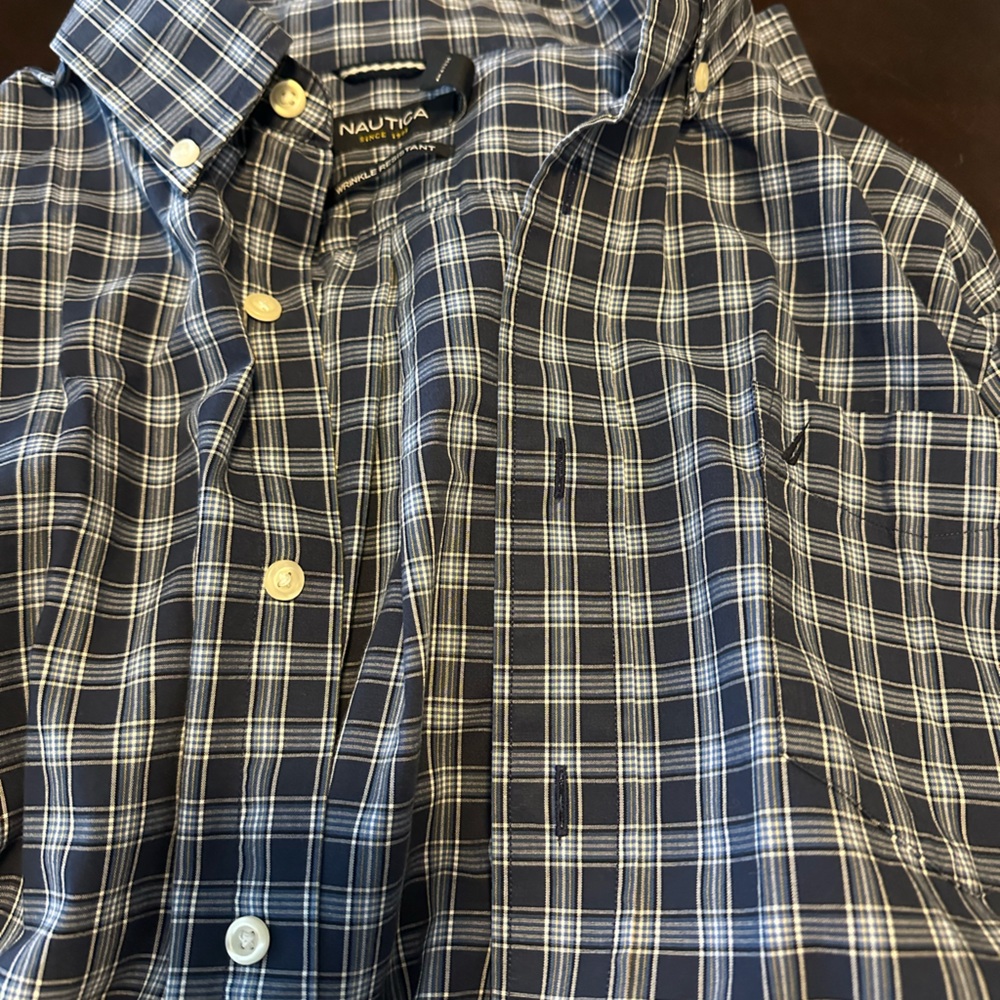 Men’s Nautica long sleeve button up
